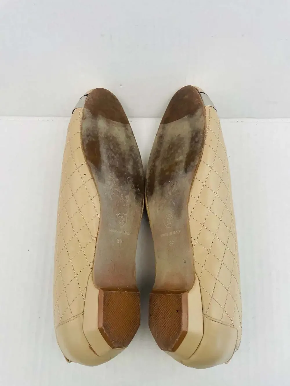 CHANEL Quilted Beige Lambskin Ballerinas Metal Cap Toe Flats Size 39 (Fits US 8.
